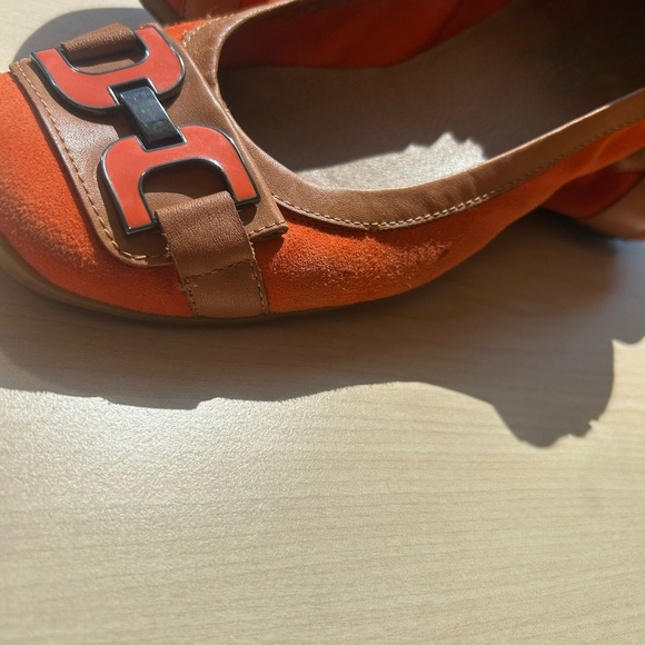 MAM”ZELLE 8.5 GUC Orange and Black Geometric Flats - Picture 6 of 11
